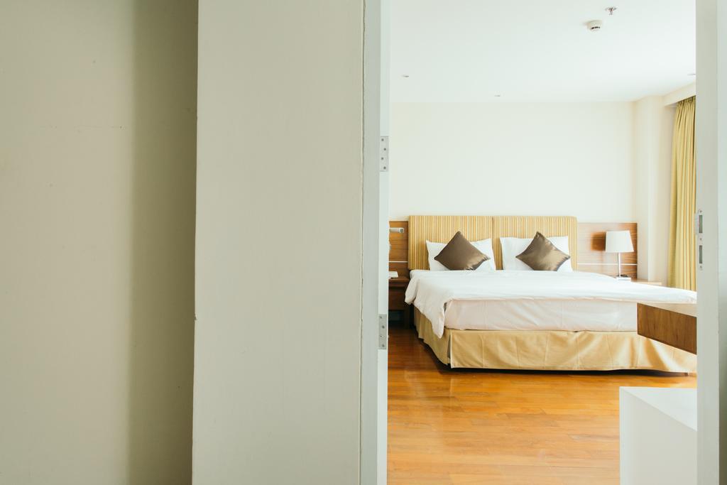 Thomson Residence Hotel Bangkok Esterno foto