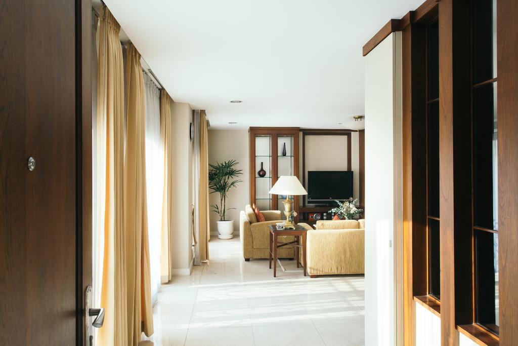Thomson Residence Hotel Bangkok Esterno foto